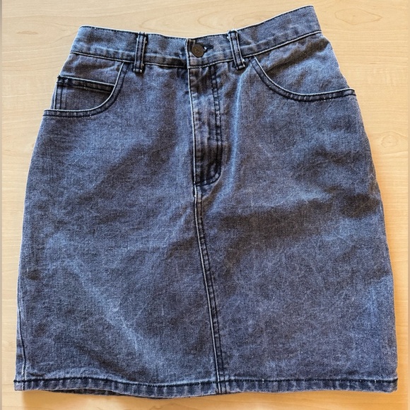 Vintage Guess by Georges Marciano Stonewash Gray Denim Skirt High Waist Size 30 - Picture 3 of 4